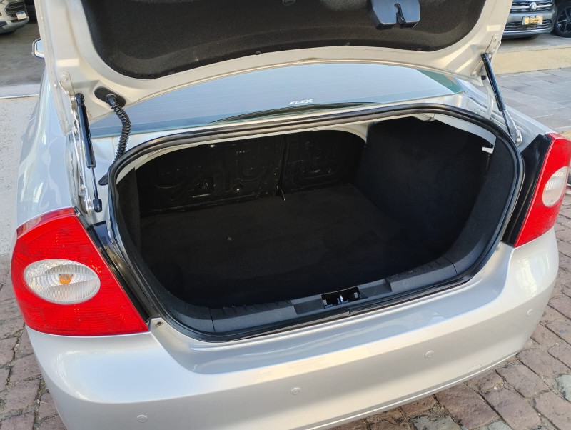 FORD FOCUS SEDAN 2.0 /2011 CHIMA VEÍCULOS VENÂNCIO AIRES / Carros no Vale