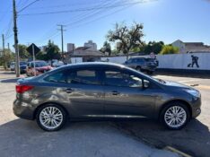 FORD FOCUS 2.0 SE PLUS SEDAN 16V POWERSHIFT 2018/2018 LS MULTIMARCAS VENÂNCIO AIRES / Carros no Vale