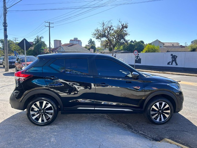 NISSAN KICKS SL 1.6 16V FLEXSTAR 5P AUT. 2017/2017 LS MULTIMARCAS VENÂNCIO AIRES / Carros no Vale
