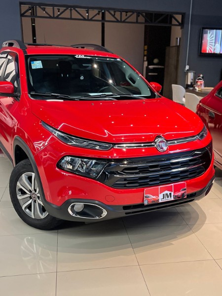 FIAT TORO 1.8 FREEDOM AT6 2017/2018 JM AUTOMÓVEIS VENÂNCIO AIRES / Carros no Vale