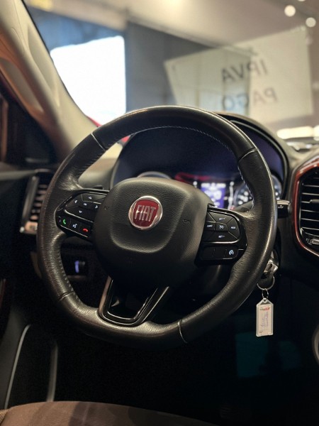 FIAT TORO 1.8 FREEDOM AT6 2017/2018 JM AUTOMÓVEIS VENÂNCIO AIRES / Carros no Vale