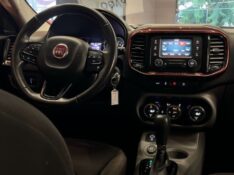 FIAT TORO 1.8 FREEDOM AT6 2017/2018 JM AUTOMÓVEIS VENÂNCIO AIRES / Carros no Vale