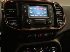 FIAT TORO 1.8 FREEDOM AT6 2017/2018 JM AUTOMÓVEIS VENÂNCIO AIRES / Carros no Vale