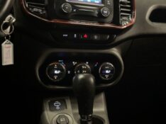 FIAT TORO 1.8 FREEDOM AT6 2017/2018 JM AUTOMÓVEIS VENÂNCIO AIRES / Carros no Vale