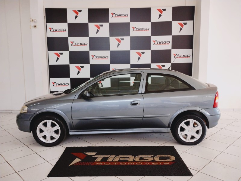 CHEVROLET ASTRA 1.8 GL 8V 2000/2000 TIAGO AUTOMÓVEIS VENÂNCIO AIRES / Carros no Vale