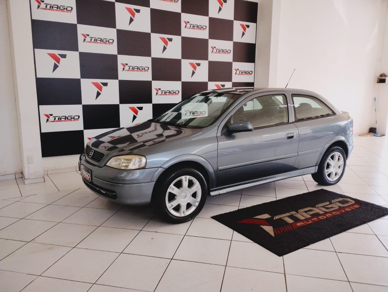CHEVROLET ASTRA 1.8 GL 8V 2000/2000 TIAGO AUTOMÓVEIS VENÂNCIO AIRES / Carros no Vale
