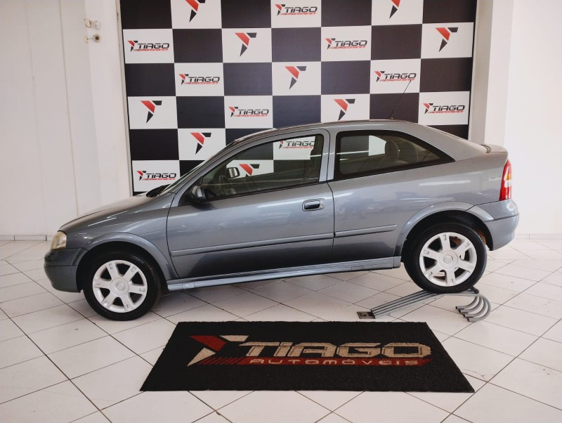 CHEVROLET ASTRA 1.8 GL 8V 2000/2000 TIAGO AUTOMÓVEIS VENÂNCIO AIRES / Carros no Vale