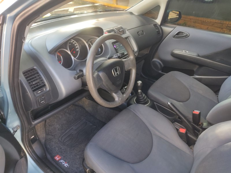 HONDA FIT 1.5 EX 2005/2005 ALTERNATIVA VEÍCULOS LAJEADO / Carros no Vale