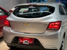 CHEVROLET ONIX 1.0 LT 2018/2018 JM AUTOMÓVEIS VENÂNCIO AIRES / Carros no Vale