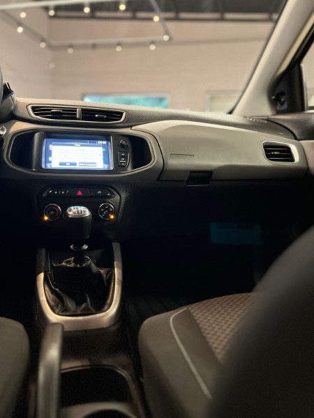 CHEVROLET ONIX 1.0 LT 2018/2018 JM AUTOMÓVEIS VENÂNCIO AIRES / Carros no Vale
