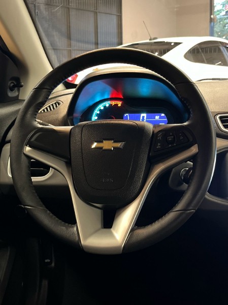 CHEVROLET ONIX 1.0 LT 2018/2018 JM AUTOMÓVEIS VENÂNCIO AIRES / Carros no Vale