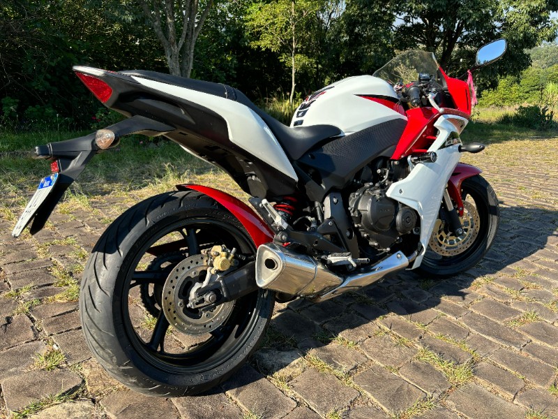 HONDA MOTOS CB 600F /2014 RT 811 VEÍCULOS ARROIO DO MEIO / Carros no Vale