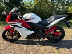 HONDA MOTOS CB 600F /2014 RT 811 VEÍCULOS ARROIO DO MEIO / Carros no Vale
