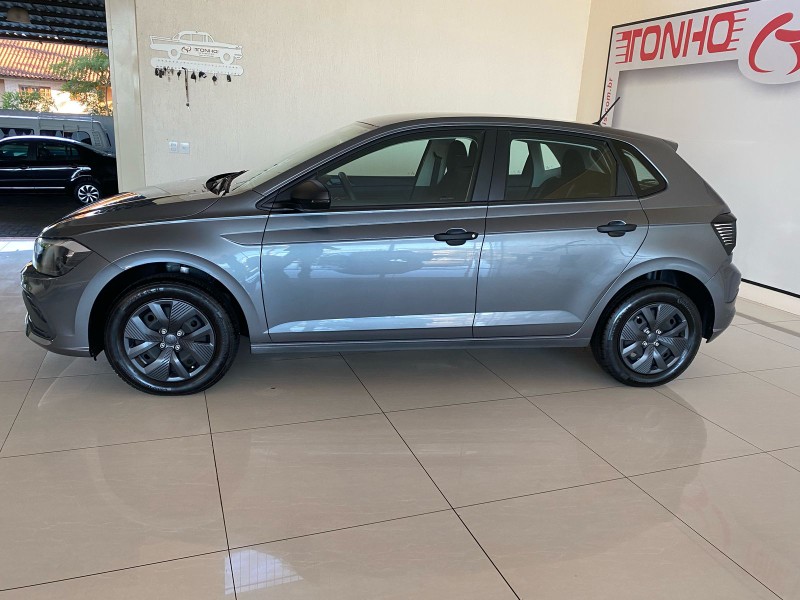 VOLKSWAGEN POLO 1.0 MPI TRACK MANUAL 2024/2025 TONHO AUTOMÓVEIS LAJEADO / Carros no Vale