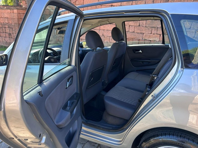 VOLKSWAGEN SPACEFOX SPORTLINE 1.6 MI 8V TOTAL FLEX 2011/2011 LS MULTIMARCAS VENÂNCIO AIRES / Carros no Vale
