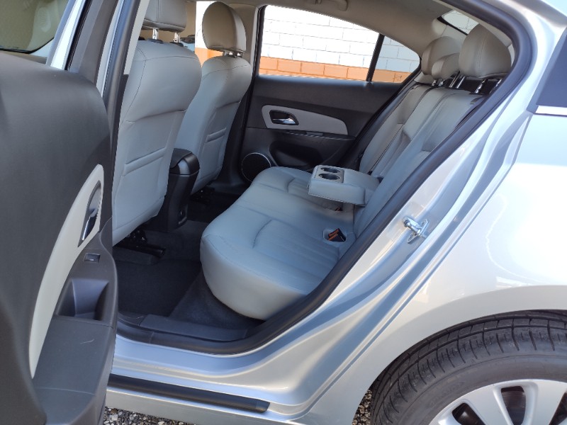 CHEVROLET CRUZE 1.8 LTZ 16V FLEX 4P AUTOMÁTICO 2014/2014 ROSAUTO VEÍCULOS VENÂNCIO AIRES / Carros no Vale