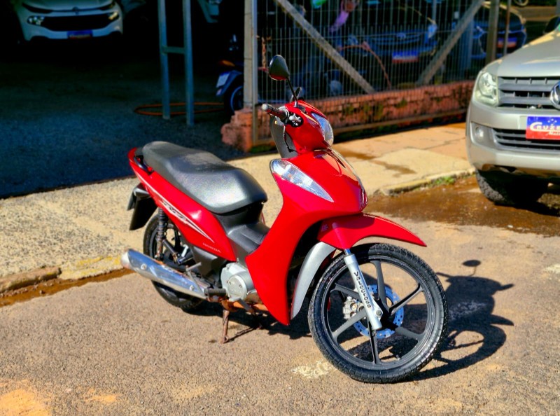 HONDA MOTOS BIZ 125 EX 2017/2017 CRUZEIRO MULTIMARCAS CRUZEIRO DO SUL / Carros no Vale