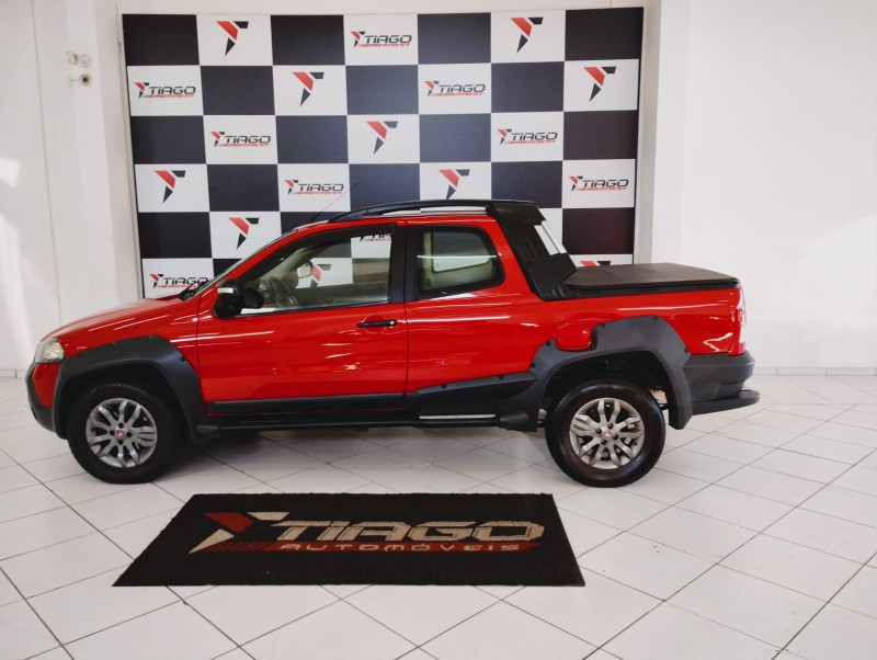 FIAT STRADA ADVENTURE 1.8/ 1.8 LOCKER FLEX CD 2013/2013 TIAGO AUTOMÓVEIS VENÂNCIO AIRES / Carros no Vale