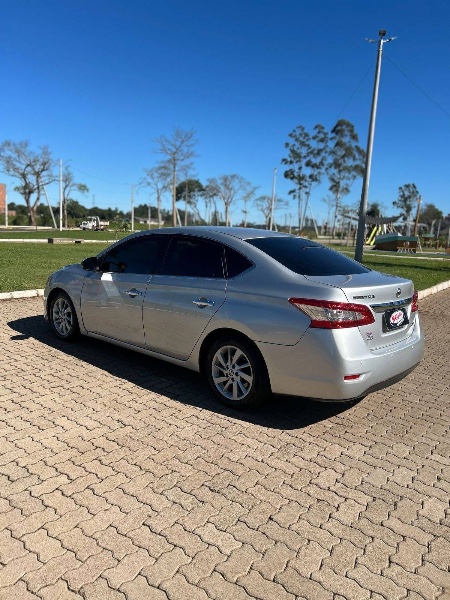 NISSAN SENTRA S 2.0/ 2.0 FLEX FUEL 16V MEC. 2014/2014 NEURI VEÍCULOS LAJEADO / Carros no Vale
