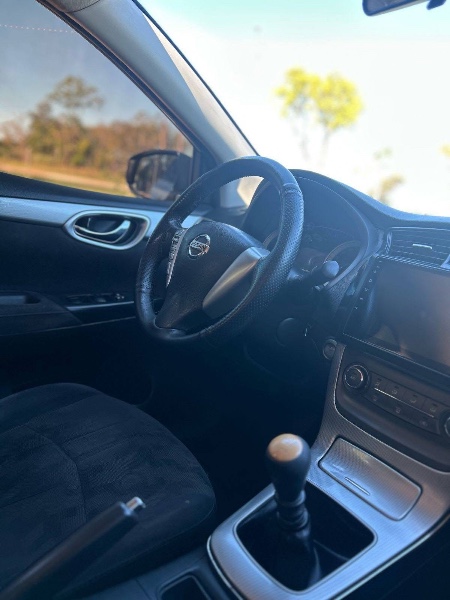 NISSAN SENTRA S 2.0/ 2.0 FLEX FUEL 16V MEC. 2014/2014 NEURI VEÍCULOS LAJEADO / Carros no Vale