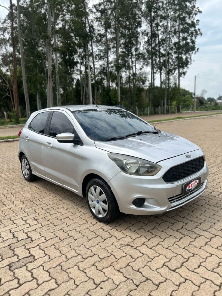 FORD KA 1.0 8V SE 2018 /2018 NEURI VEÍCULOS LAJEADO / Carros no Vale