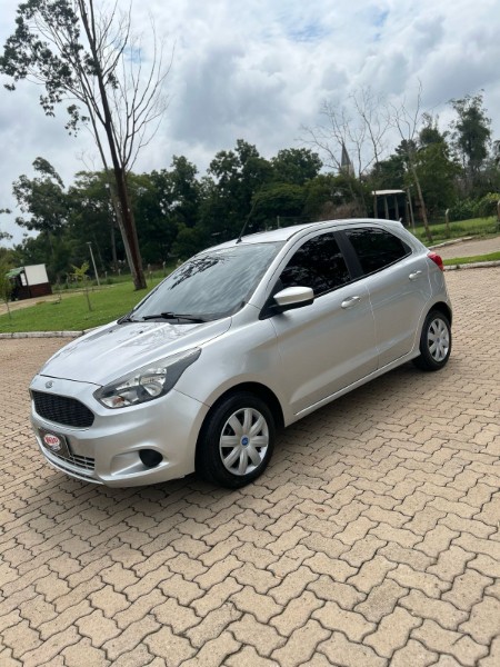 FORD KA 1.0 8V SE 2018 /2018 NEURI VEÍCULOS LAJEADO / Carros no Vale