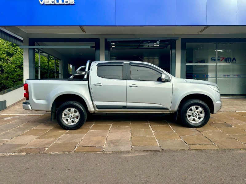 CHEVROLET S10 2.5 LT 4X2 CD 16V FLEX 4P MANUAL 2015/2015 SÉTIMA VEÍCULOS GUAPORÉ / Carros no Vale