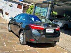TOYOTA COROLLA GLI 1.8 2015/2016 SÉTIMA VEÍCULOS GUAPORÉ / Carros no Vale
