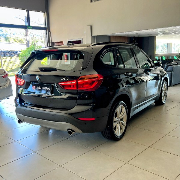 BMW X1 2.0 16V TURBO ACTIVEFLEX SDRIVE20I 2016/2016 JOÃO CARROS MULTIMARCAS GUAPORÉ / Carros no Vale