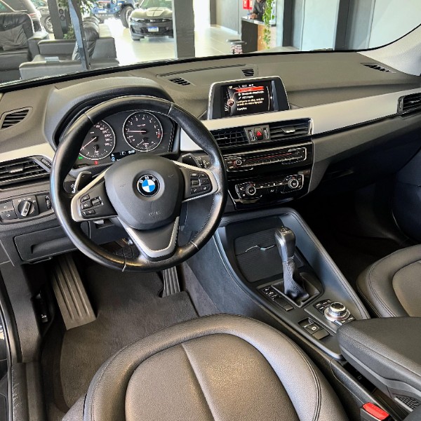BMW X1 2.0 16V TURBO ACTIVEFLEX SDRIVE20I 2016/2016 JOÃO CARROS MULTIMARCAS GUAPORÉ / Carros no Vale