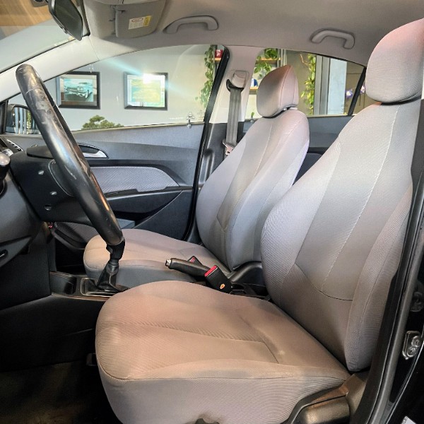 HYUNDAI HB20S PREMIUM 1.6 16V MEC 2014/2014 JOÃO CARROS MULTIMARCAS GUAPORÉ / Carros no Vale