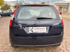 FORD FIESTA 1.0 8V FLEX 2004/2004 COMPLETO VEÍCULOS GUAPORÉ / Carros no Vale