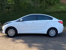 HYUNDAI HB20 SEDAN COMFORT 1.6 2014/2015 ESTAÇÃO DO CARRO ESTRELA / Carros no Vale