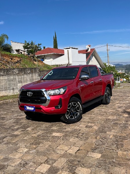 TOYOTA HILUX 2.8 SRV 4X4 CD 16V DIESEL 4P AUTOMÁTICO 2022/2022 BOSCO AUTOMÓVEIS GUAPORÉ / Carros no Vale