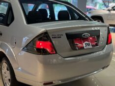 FORD FIESTA 1.6 FLEX 2011/2011 JM AUTOMÓVEIS VENÂNCIO AIRES / Carros no Vale