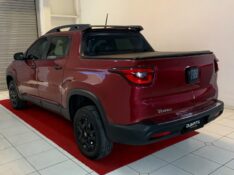 FIAT TORO FREEDOM 1.8 AT6 FLEX 4P 2016/2017 DUARTE VEÍCULOS PORTO ALEGRE / Carros no Vale