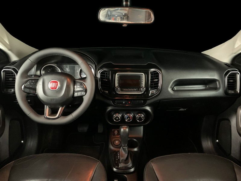 FIAT TORO FREEDOM 1.8 AT6 FLEX 4P 2016/2017 DUARTE VEÍCULOS PORTO ALEGRE / Carros no Vale
