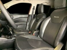 FIAT TORO FREEDOM 1.8 AT6 FLEX 4P 2016/2017 DUARTE VEÍCULOS PORTO ALEGRE / Carros no Vale