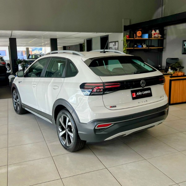 VOLKSWAGEN NIVUS HIGHLINE 200 TSI 2021/2021 JOÃO CARROS MULTIMARCAS GUAPORÉ / Carros no Vale