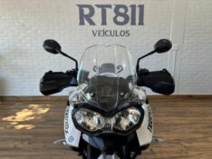 TRIUMPH TIGER 800 /2018 RT 811 VEÍCULOS ARROIO DO MEIO / Carros no Vale