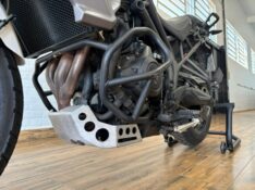 TRIUMPH TIGER 800 /2018 RT 811 VEÍCULOS ARROIO DO MEIO / Carros no Vale