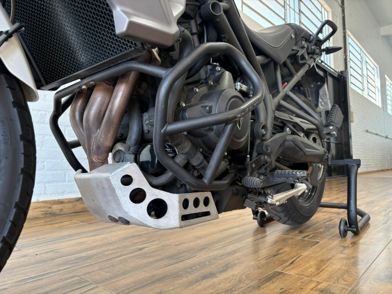 TRIUMPH TIGER 800 /2018 RT 811 VEÍCULOS ARROIO DO MEIO / Carros no Vale