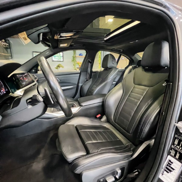 BMW 320i 2.0 M SPORT 16V TURBO ACTIVEFLEX 2020/2020 JOÃO CARROS MULTIMARCAS GUAPORÉ / Carros no Vale