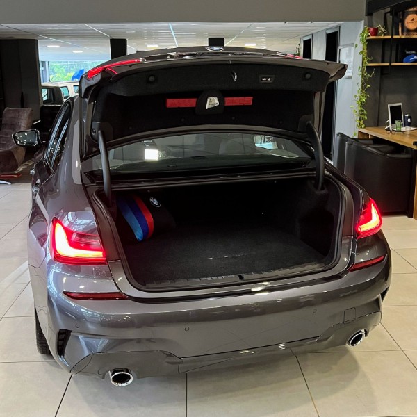 BMW 320i 2.0 M SPORT 16V TURBO ACTIVEFLEX 2020/2020 JOÃO CARROS MULTIMARCAS GUAPORÉ / Carros no Vale