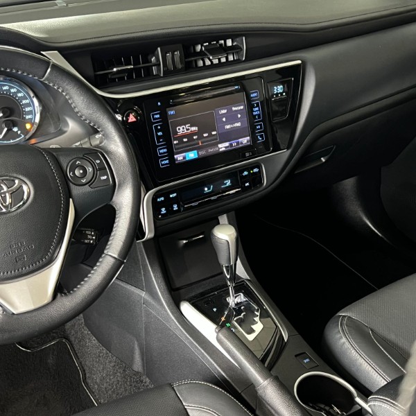 TOYOTA COROLLA XEI 2.0 FLEX 16V AUT. 2019/2019 JOÃO CARROS MULTIMARCAS GUAPORÉ / Carros no Vale