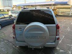 SUZUKI GRAND VITARA 4X4 2.0 16V 2009/2010 SCHAEFER AUTOMÓVEIS TEUTÔNIA / Carros no Vale