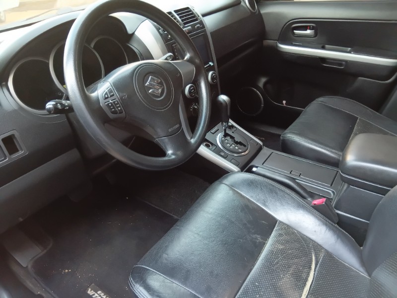 SUZUKI GRAND VITARA 4X4 2.0 16V 2009/2010 SCHAEFER AUTOMÓVEIS TEUTÔNIA / Carros no Vale SUZUKI GRAND VITARA 4X4 2.0 16V 2009/2010 SCHAEFER AUTOMÓVEIS TEUTÔNIA / Carros no Vale