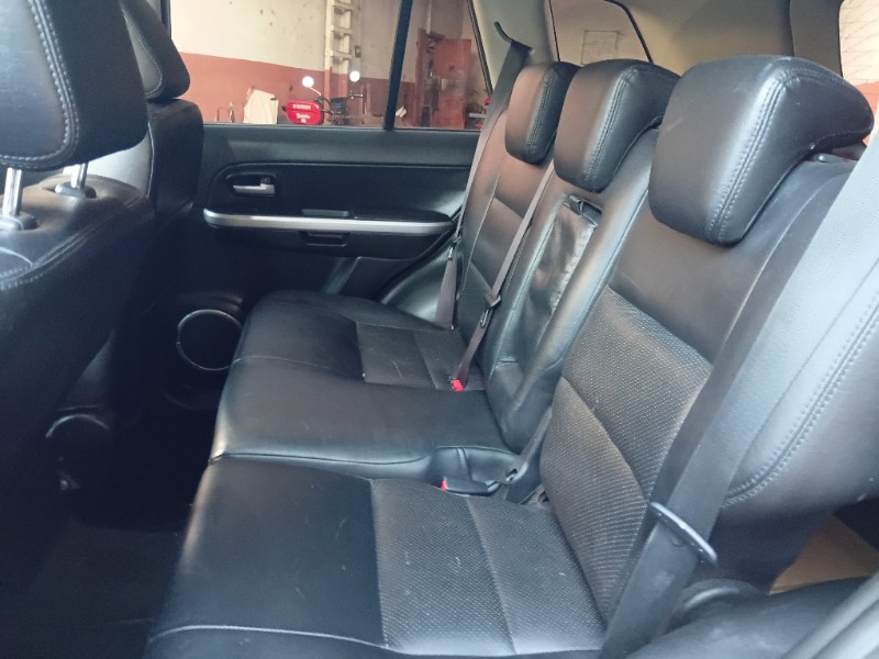 SUZUKI GRAND VITARA 4X4 2.0 16V 2009/2010 SCHAEFER AUTOMÓVEIS TEUTÔNIA / Carros no Vale SUZUKI GRAND VITARA 4X4 2.0 16V 2009/2010 SCHAEFER AUTOMÓVEIS TEUTÔNIA / Carros no Vale