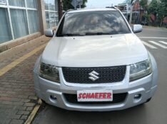 SUZUKI GRAND VITARA 4X4 2.0 16V 2009/2010 SCHAEFER AUTOMÓVEIS TEUTÔNIA / Carros no Vale