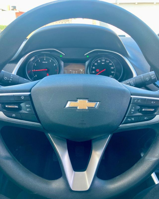Chevrolet Onix 10 Lt2 2023/2024 DL MOTORS LAJEADO / Carros no Vale